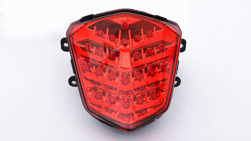 后尾灯（LED)